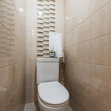 Lägenhet 3 Bedroom Kasprzaka - P&o Serviced