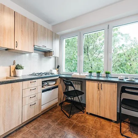 Appartement 3 Bedroom Kasprzaka - P&o Serviced