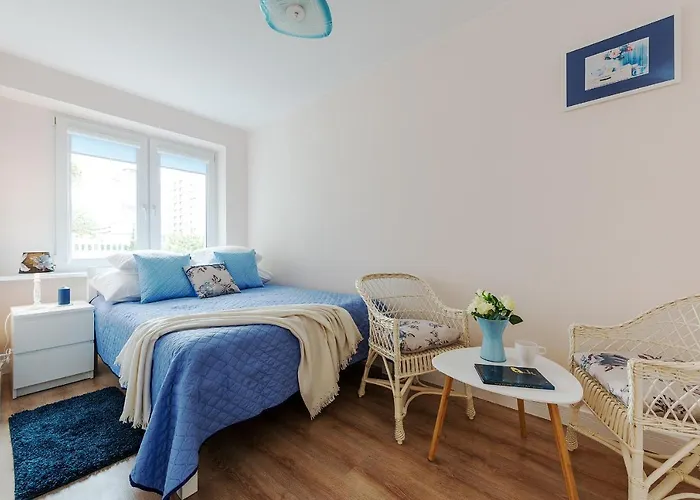 3 Bedroom Kasprzaka - P&o Serviced شقة وارسو