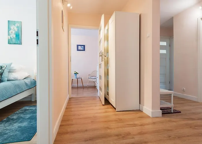 3 Bedroom Kasprzaka - P&o Serviced شقة *