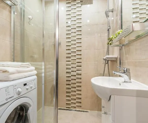 3 Bedroom Kasprzaka - P&o Serviced شقة *