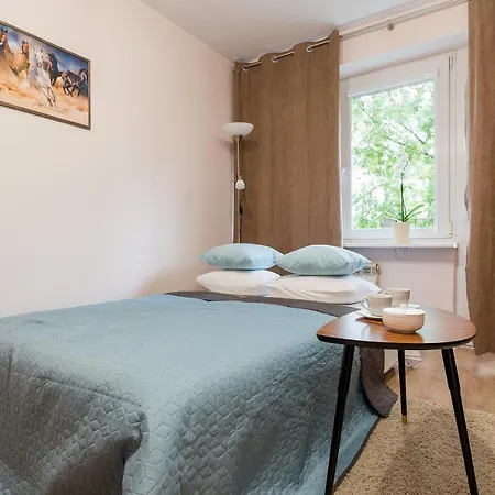 3 Bedroom Kasprzaka - P&o Serviced Varşova