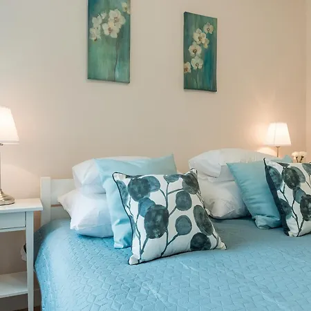 Daire 3 Bedroom Kasprzaka - P&o Serviced Varşova