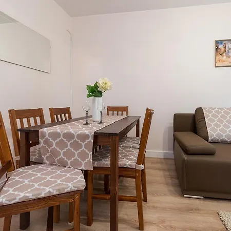 3 Bedroom Kasprzaka - P&o Serviced Warsaw