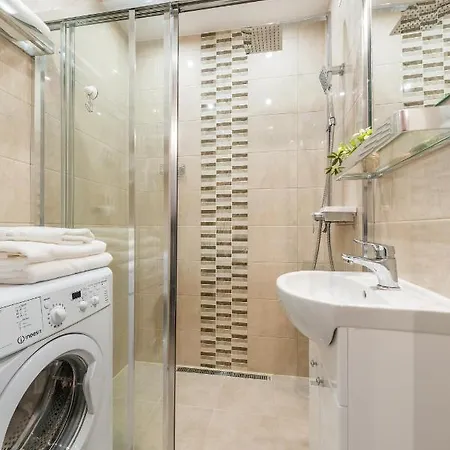 3 Bedroom Kasprzaka - P&o Serviced Daire *