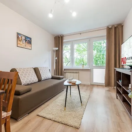 3 Bedroom Kasprzaka - P&o Serviced Varşova